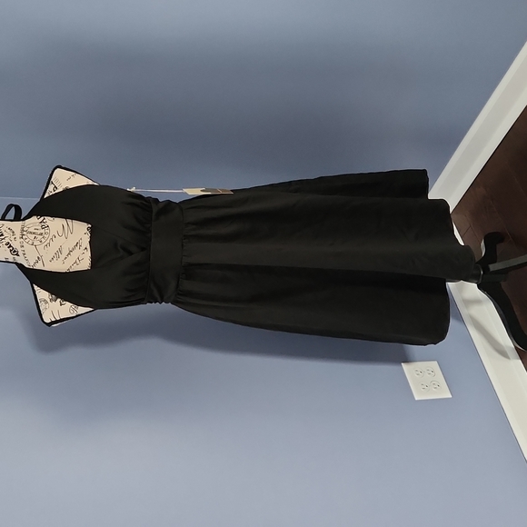 NWT halter dress w/optional modesty panel - Picture 3 of 4